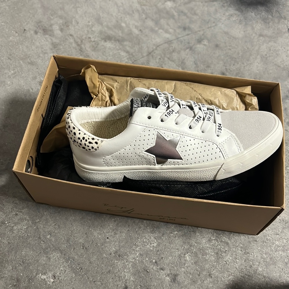 Brand new vintage Havana sneakers - never worn .